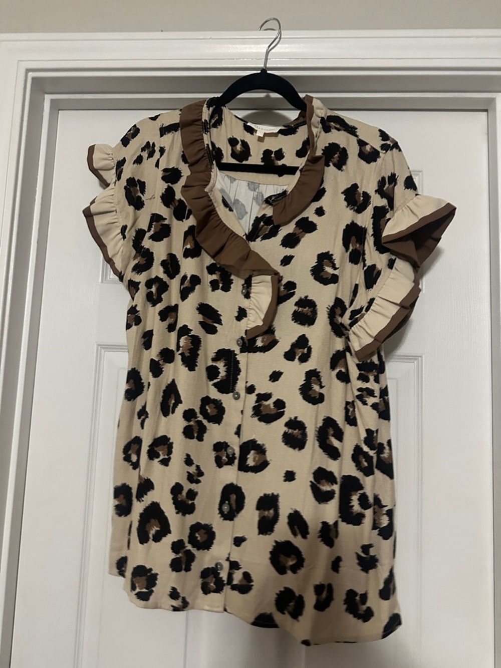 entro Leopard Print Blouse in Beige and Brown